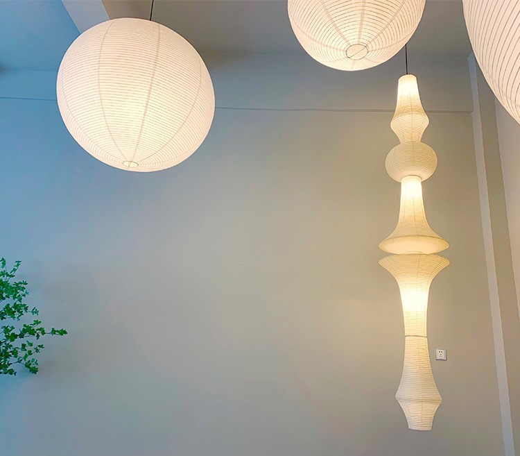 776adab1-6433-491d-a185-5a59a00b9572.jpg White Paper Lantern Shade In Bedroom And Living Room White Paper Lantern Shade In Bedroom And Living Room 33294